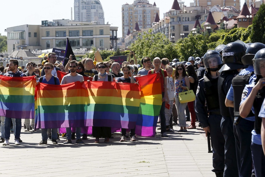 Ukraine gay pride march clashes with right wing radicals, leaving 10
