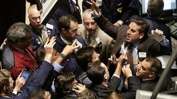 Traders on floor of the NYSE