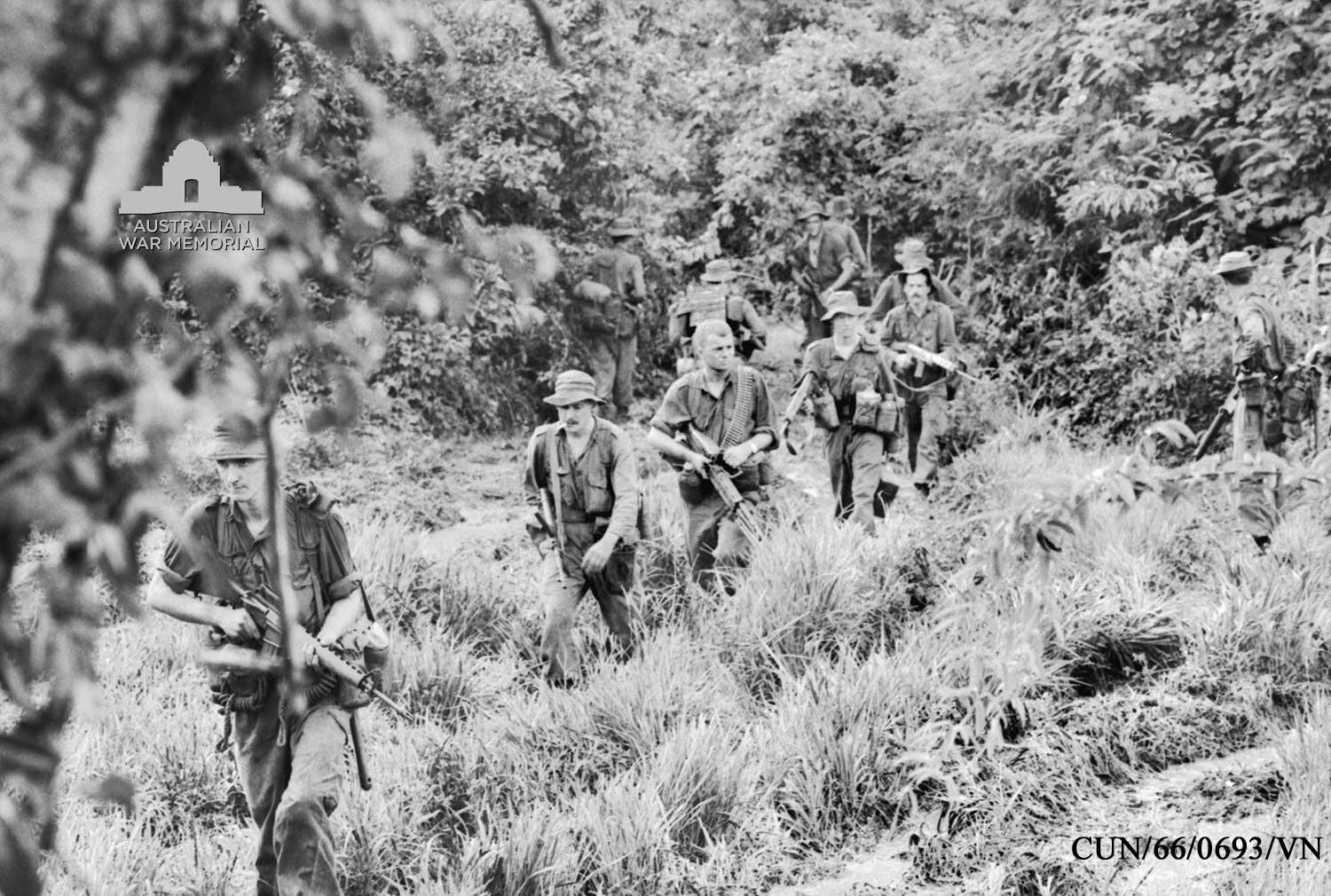 The Battle of Long Tan How 100 Australian soldiers held off 2,000 Viet