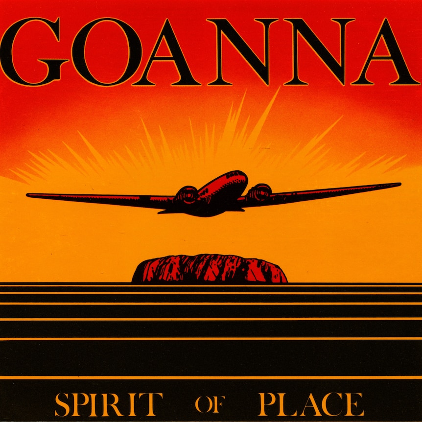 La portada de un álbum que muestra un avión volando sobre Uluru.