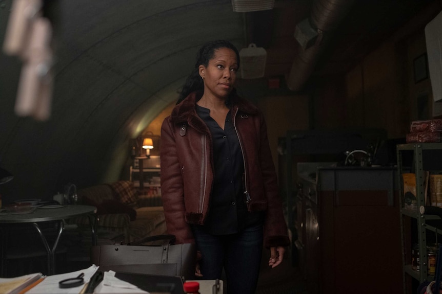 The actor Regina King playing police officer Angela Abar in the tv series Watchmen