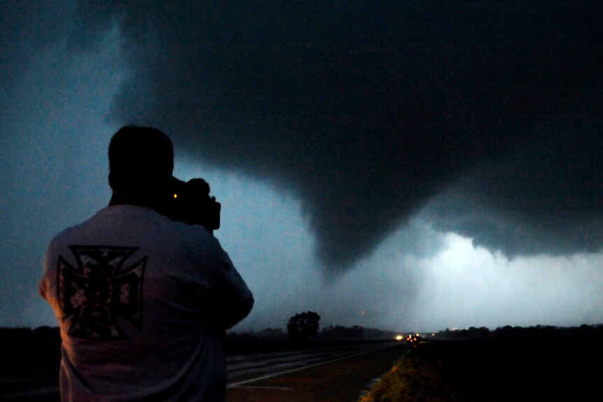Tornadoes tear through US Plains