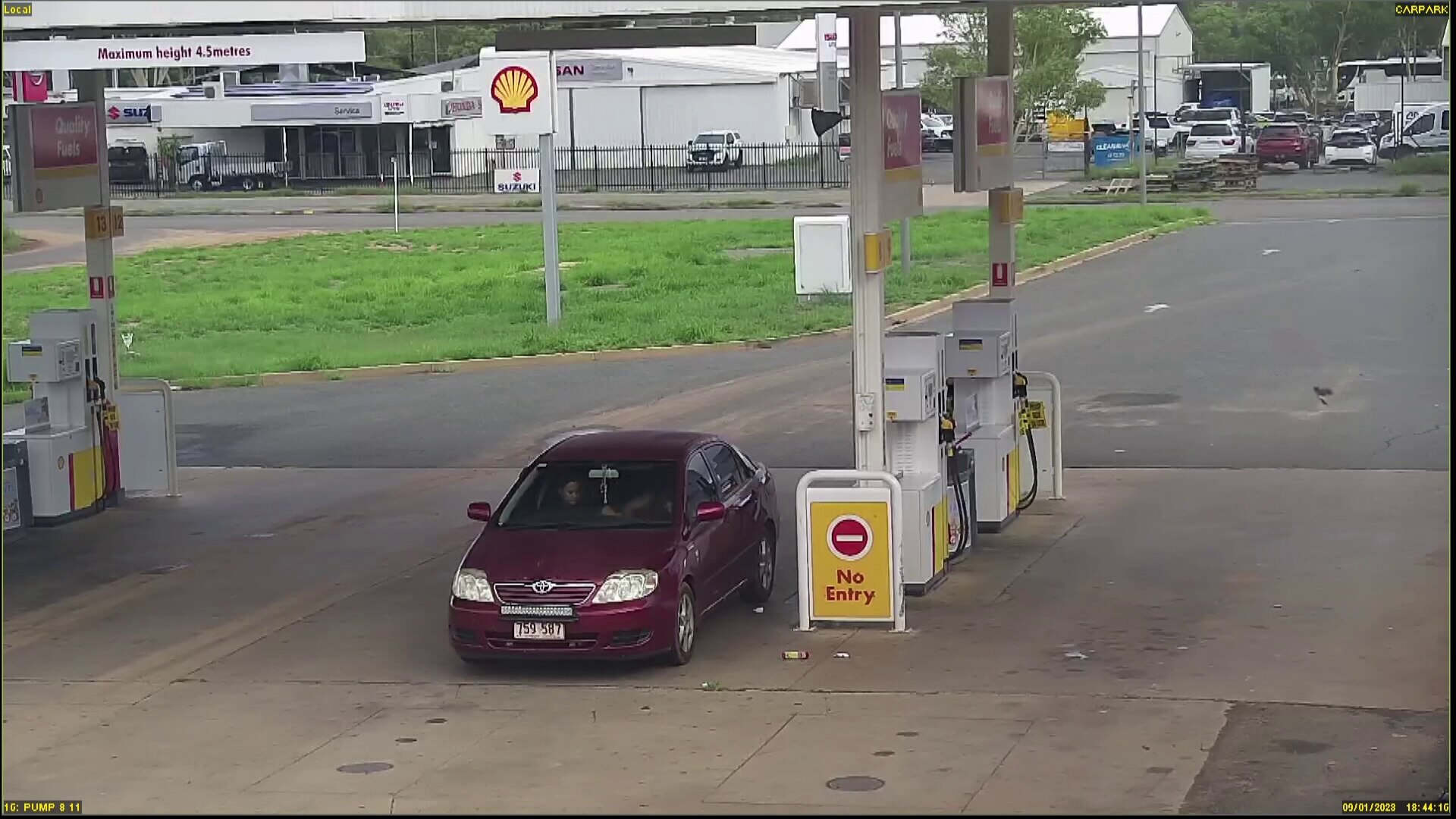 Angie Fuller's car seen at a service station - ABC News
