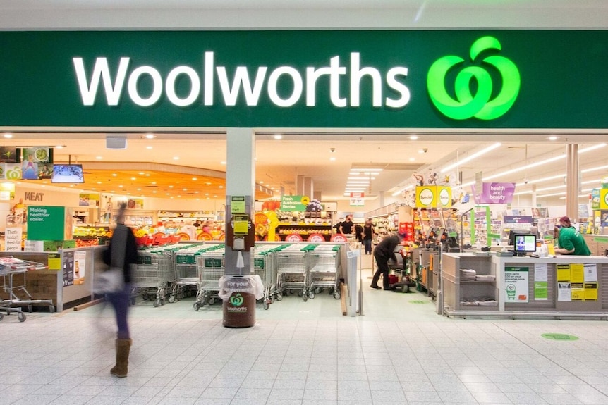 Outside view of a Woolworths supermarket in a shopping centre