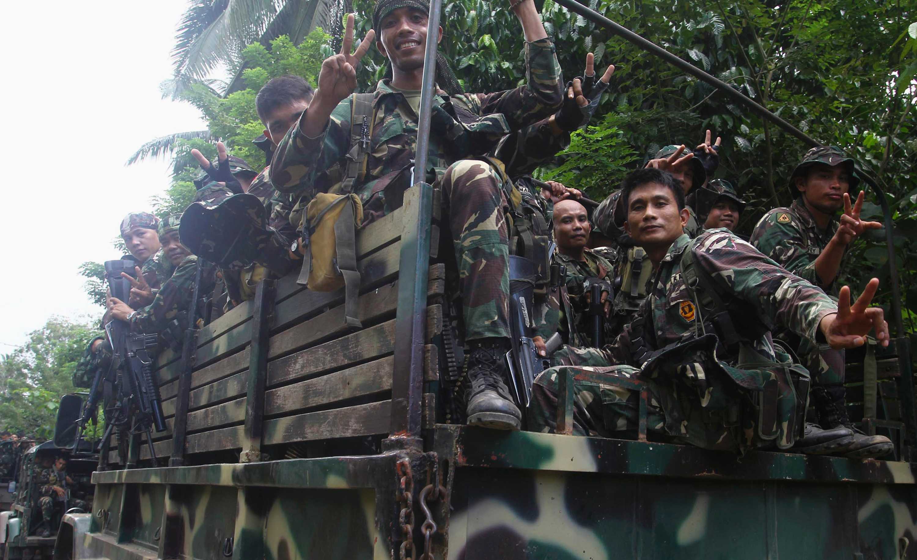 Philippine Troops Rescue Couple Kidnapped By IS-linked Jihadists Abu ...