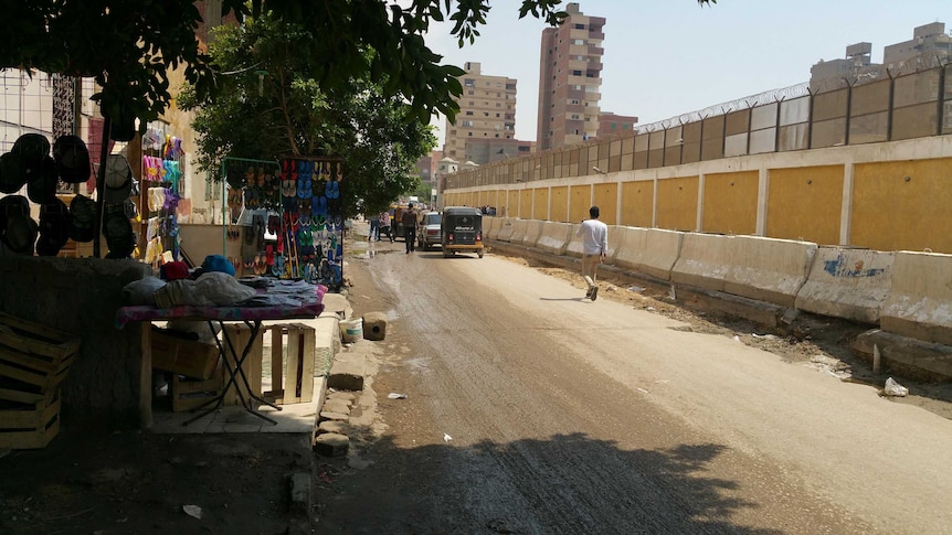 A market is set up outside Tora prison in Egypt.