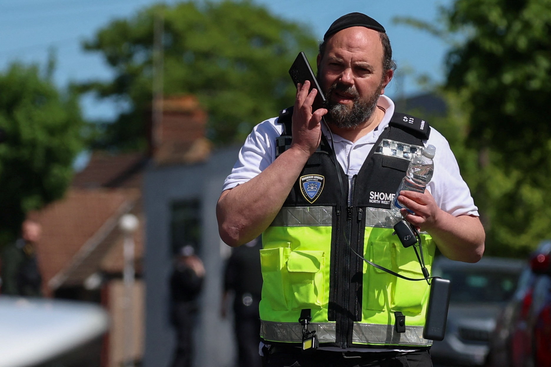 UK police declare terrorist incident after two Jewish men stabbed in London