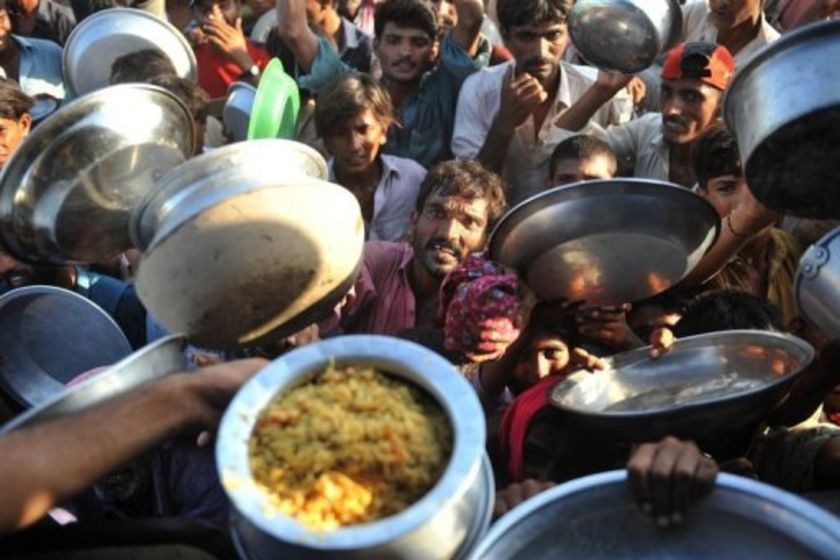 Floods in Pakistan continue to leave people helpless and hungry (AFP)