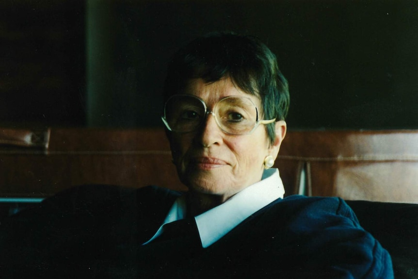 Shirley Hannan portrait