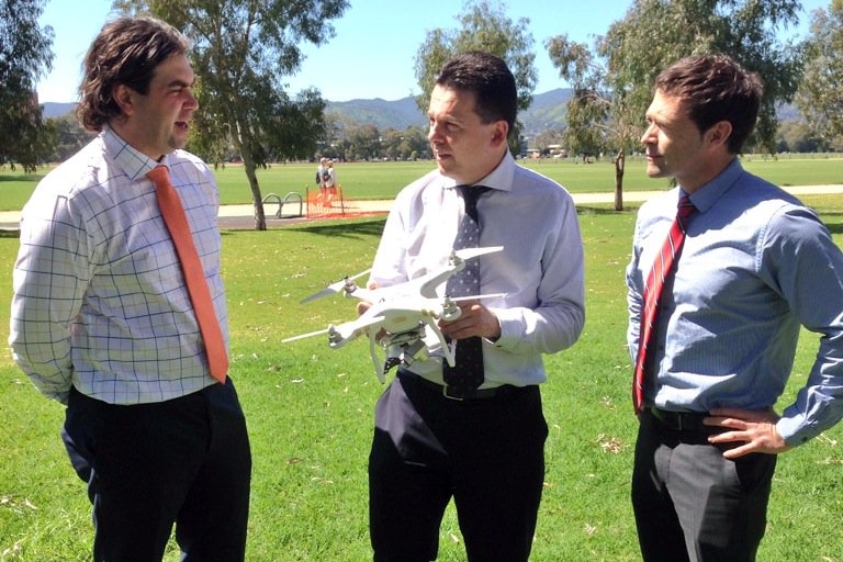 Nick Xenophon says new drone rules risk safety