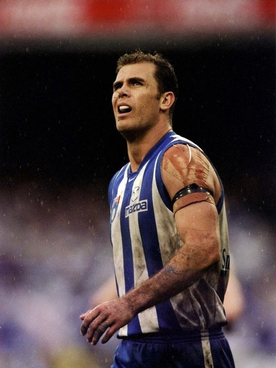 Wayne Carey playing for the Melbourne Kangaroos in Sep 1999.