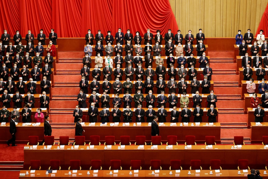 Chinese President Xi Jinping, Premier Li Keqiang and other Chinese leaders arrive at the Great Hall of the People.