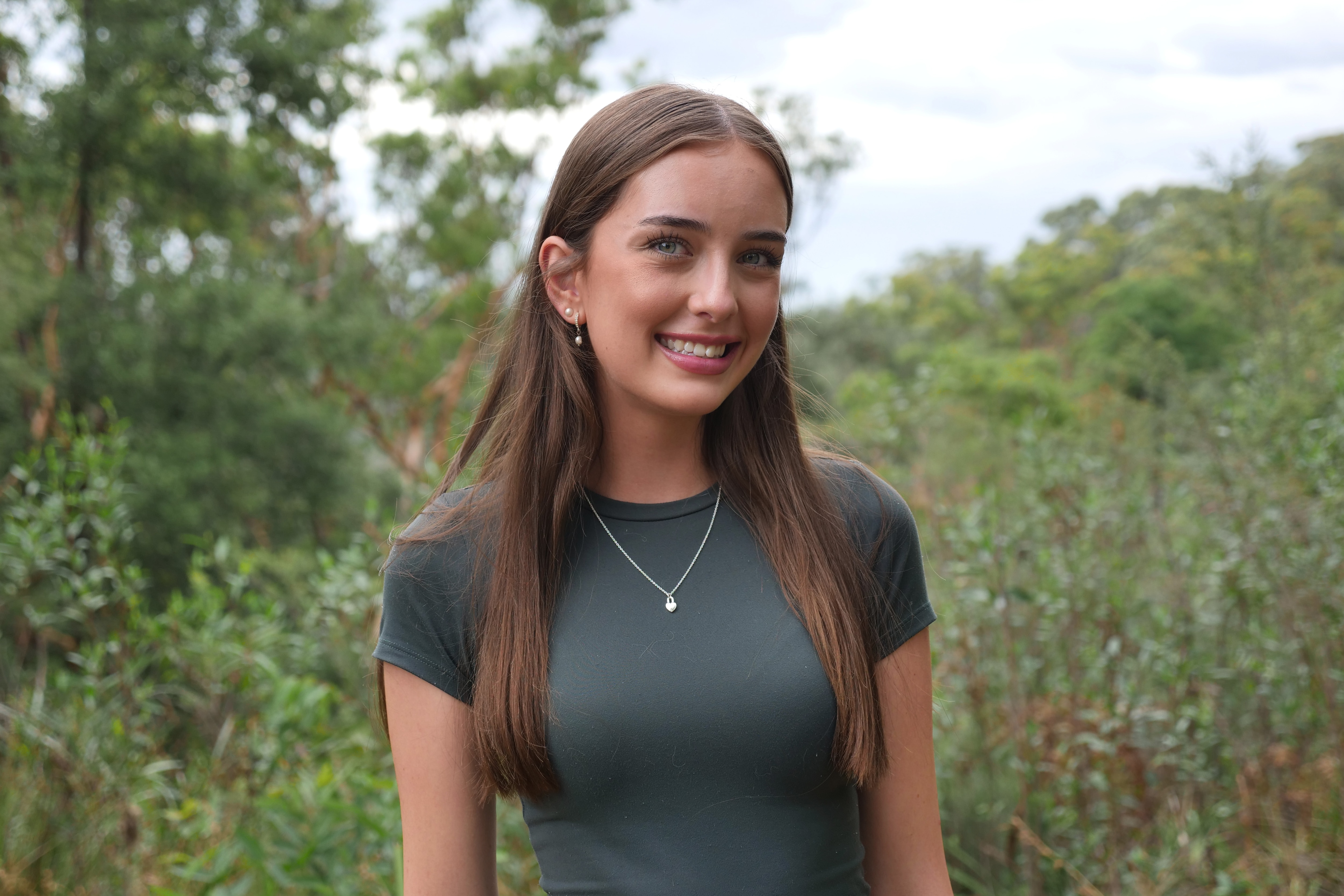 Aspiring paramedic Sienna completes HSC a year after brain cancer diagnosis