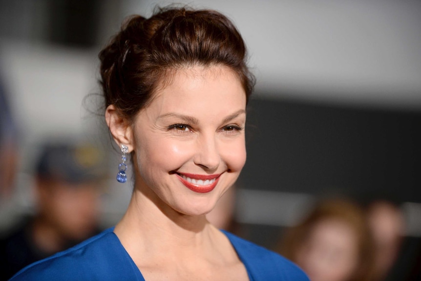 Ashley Judd on the red carpet