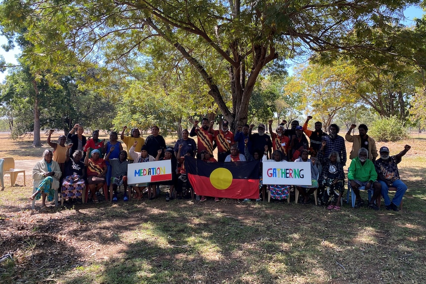 A group photo of Aboriginal leaders.