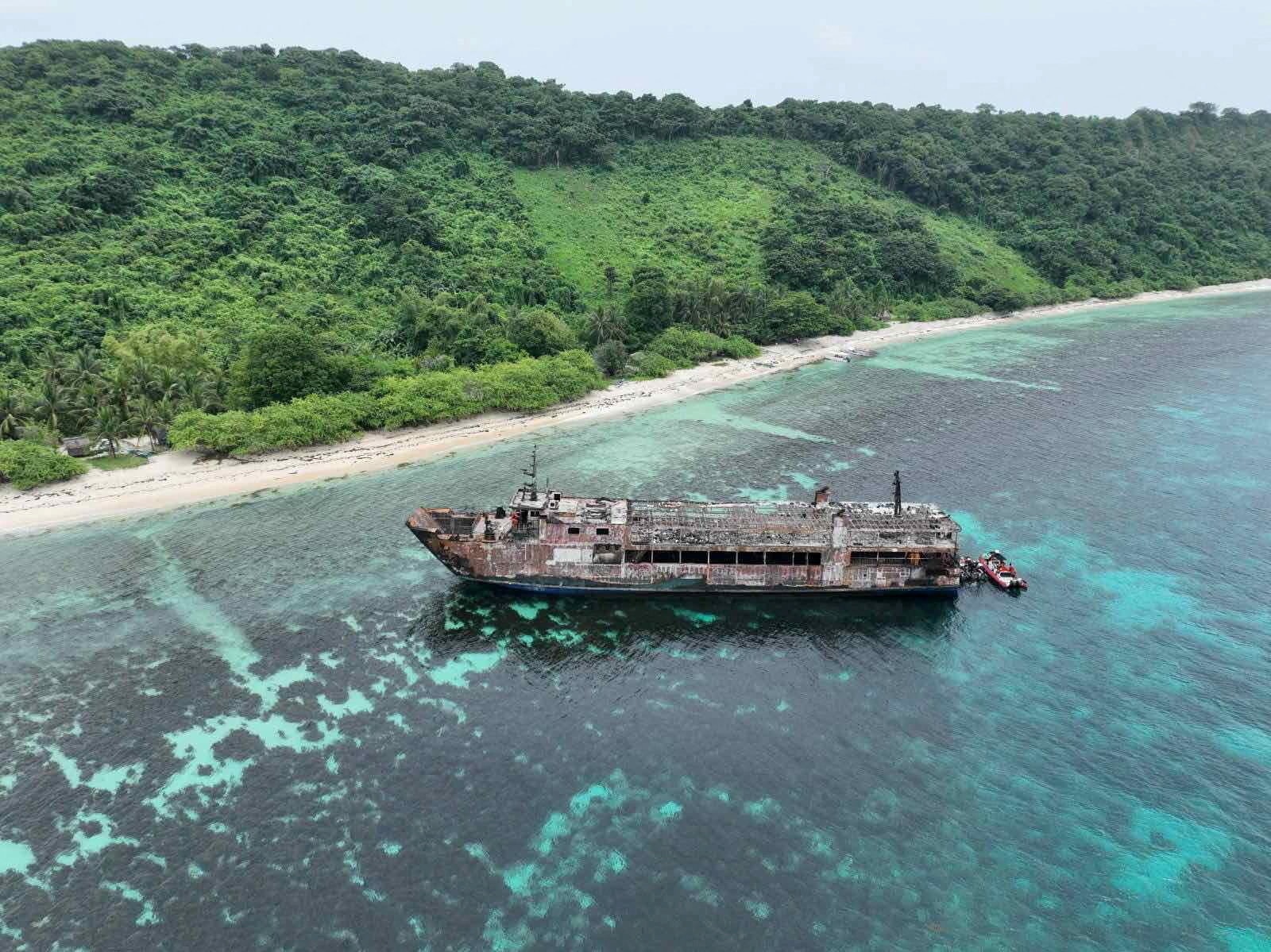 Death toll in Philippine ferry fire rises to 76 as rescuers recover more remains - ABC News & Headlines – Australian Broadcasting Corporation