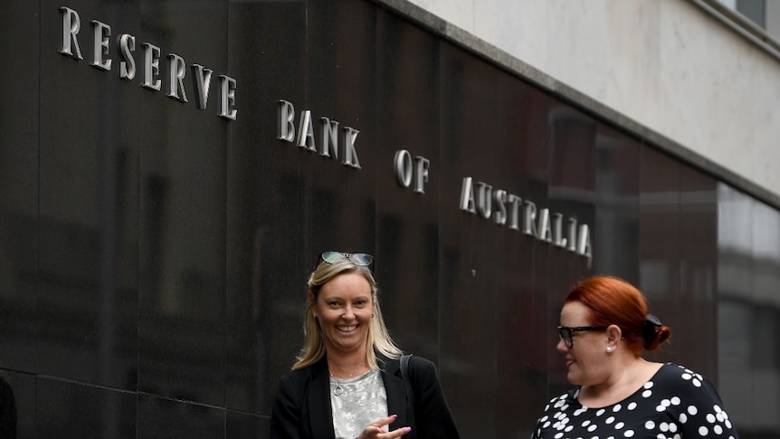 Was bedeutet die Überprüfung der Reserve Bank of Australia und wie wird sie sich auf Zinssätze und Hypothekenzahlungen auswirken?