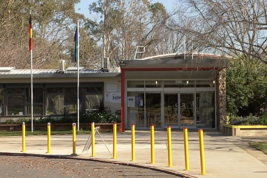 The exterior of Yarralumla Primary School.