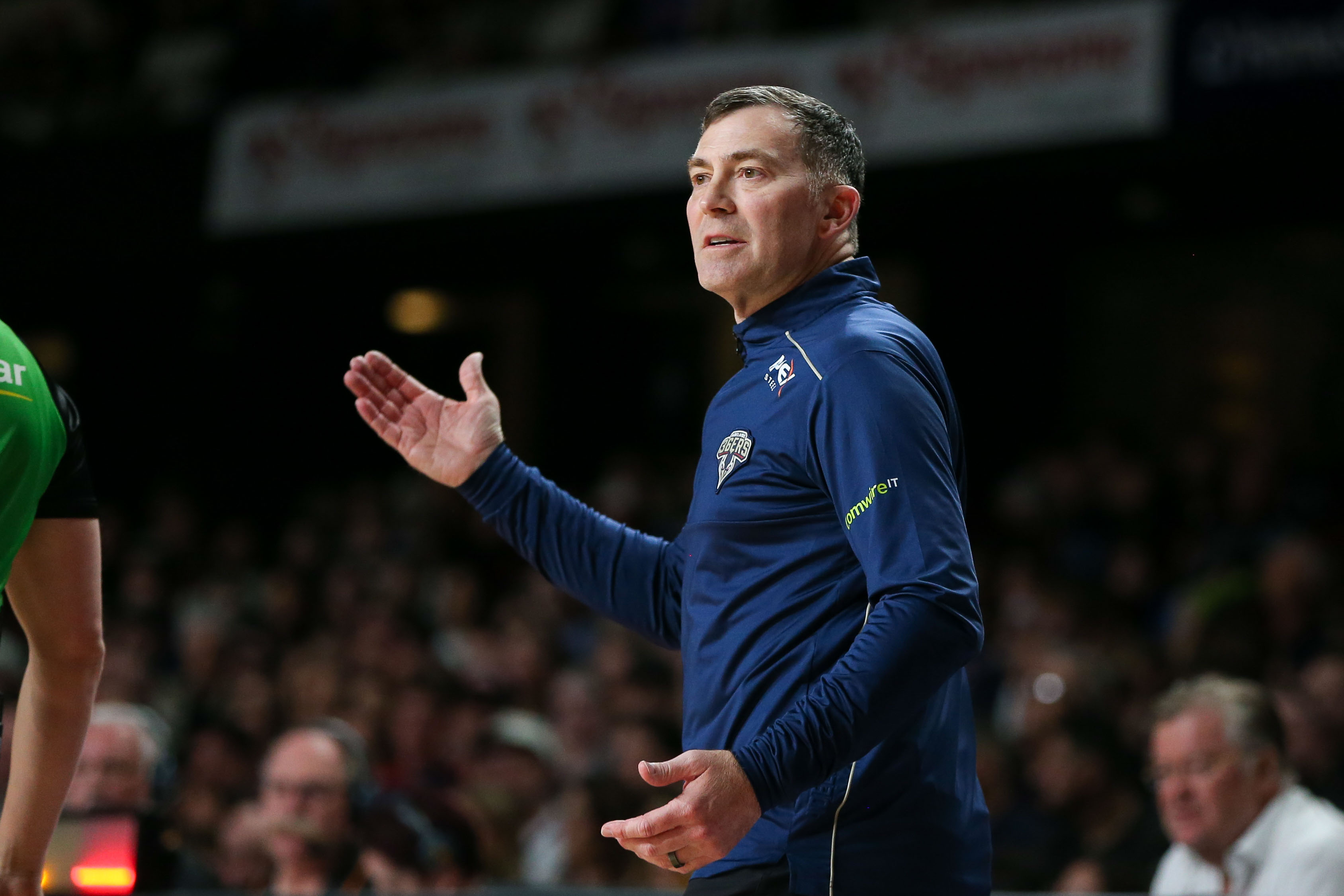 Cotton-Davis rivalry has gone global, 36ers coach says ahead of decider