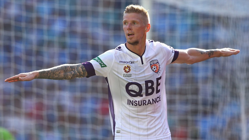 Perth Glory's Andy Keogh celebrates his A-League goal against Sydney FC on February 13, 2016.