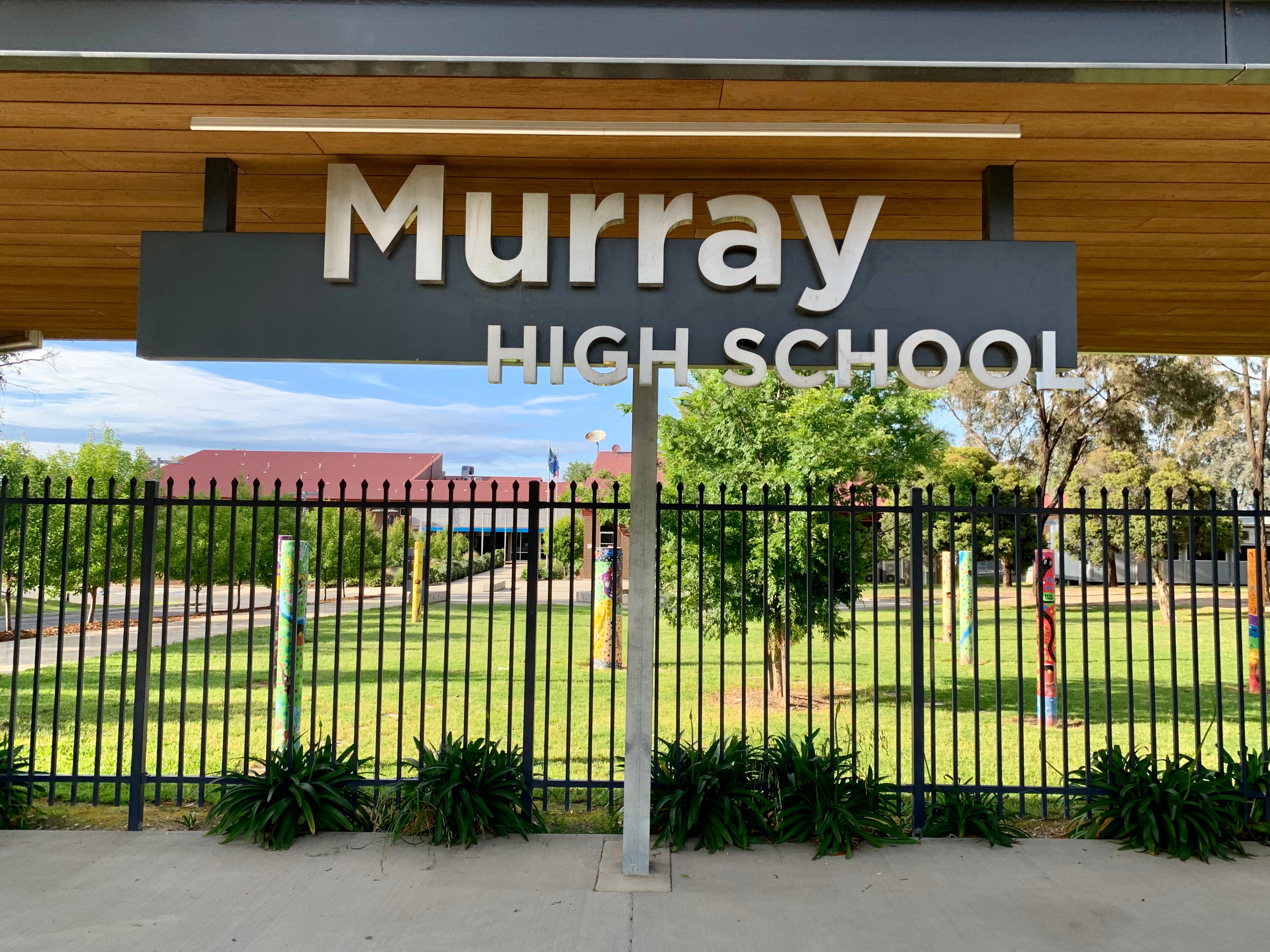 More Albury Wodonga Schools Close Amid Growing Exposure Sites But 30 000 Rapid Antigen Tests Provide Ray Of Hope Abc News