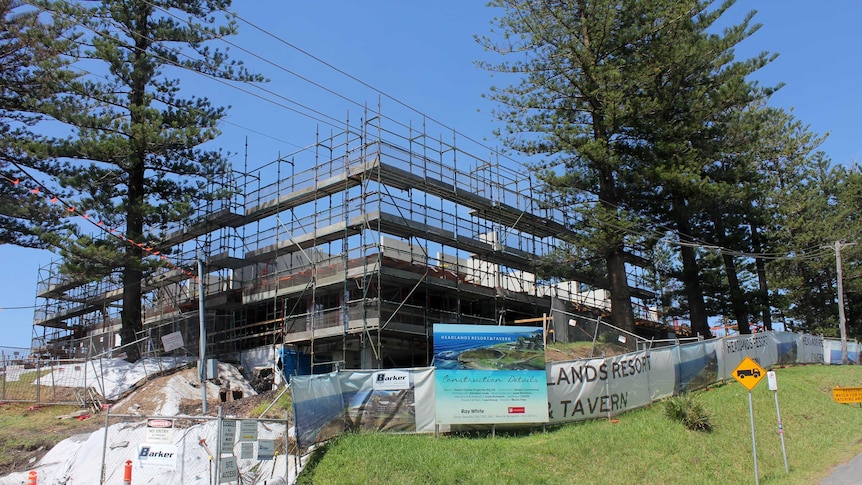 The new resort being built on the old Headlands Hotel site in Austinmer is currently under construction.