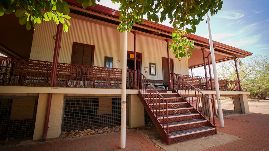 The outside of a courthouse