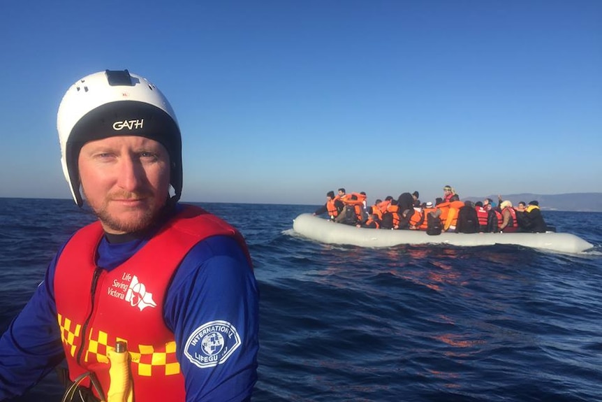 Melbourne lifesaver, Simon Lewis