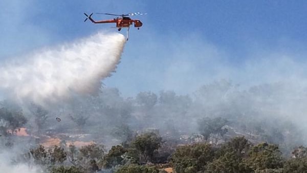 Fire crews tackling Wodonga bushfire