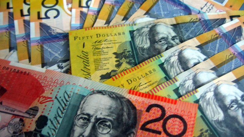 En réalité : les Australiens accumulent de l’argent liquide, tout comme les criminels, selon la RBA