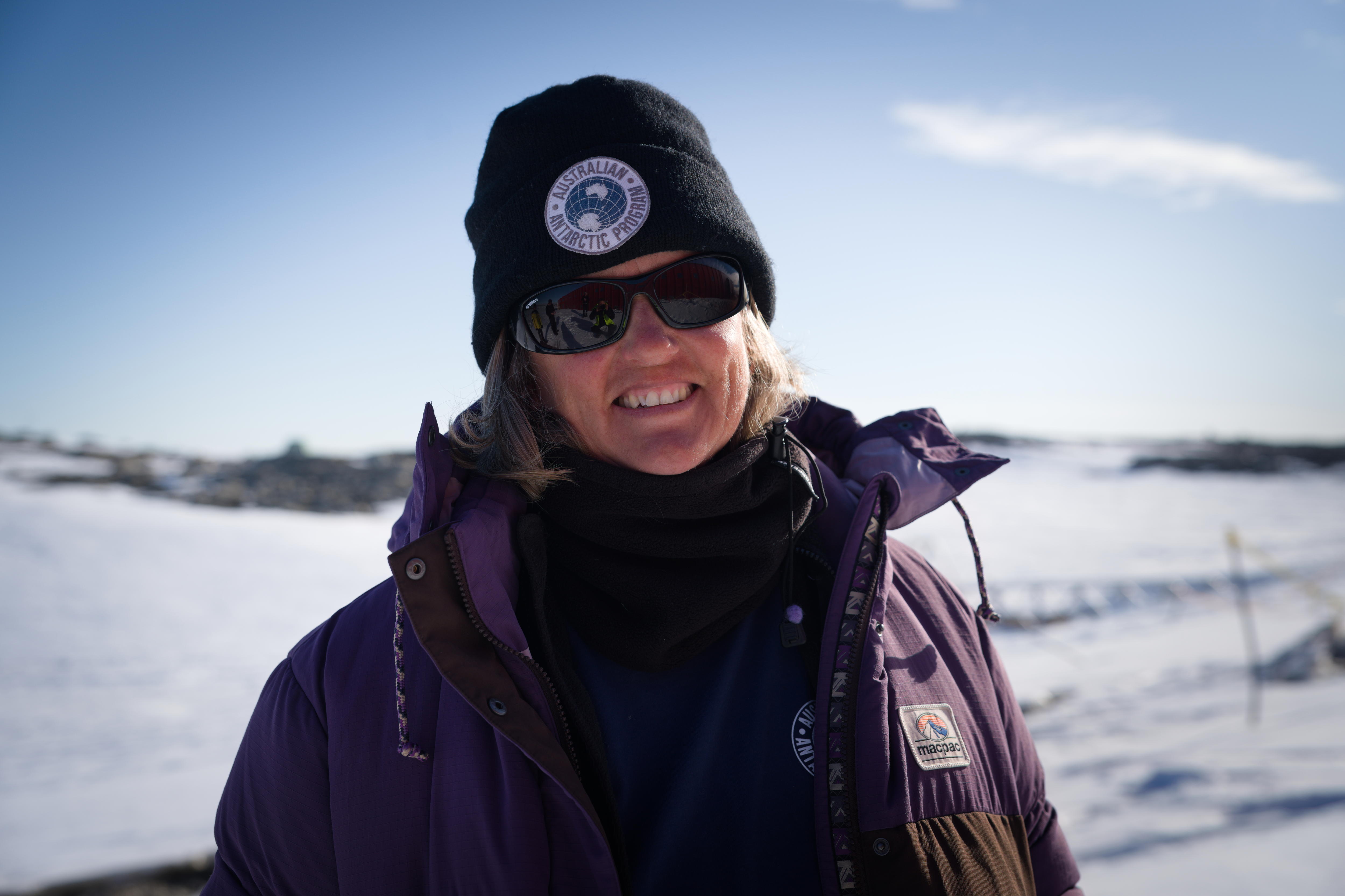 Dra. Louise Emmerson, ecologista de aves marinas.