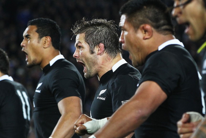 Richie McCaw (C) will look to lead the All Blacks to a 24-year drought-breaking World Cup triumph.