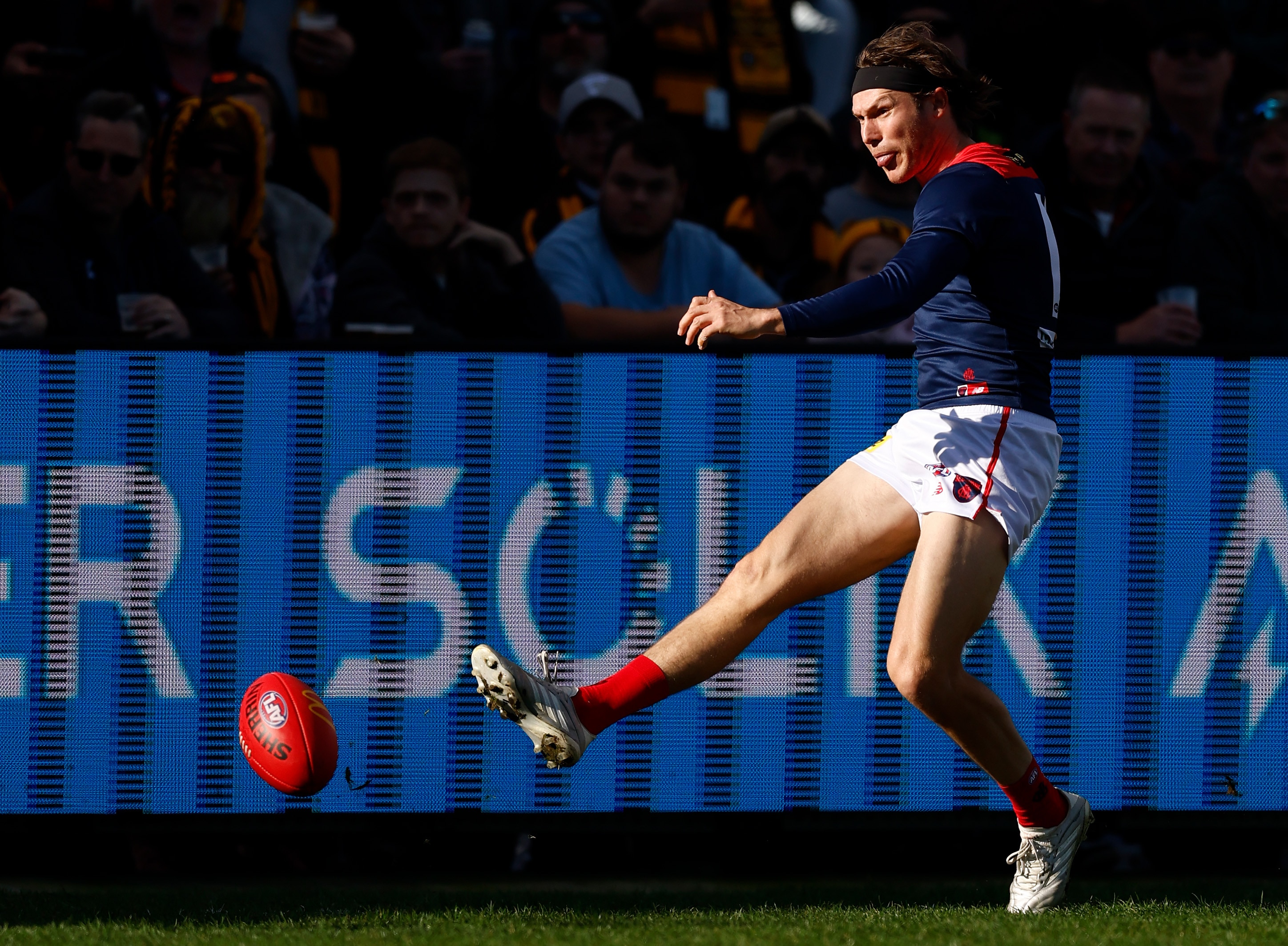 Live: Demons smashing Hawks as Giants, Dockers in close Canberra clash