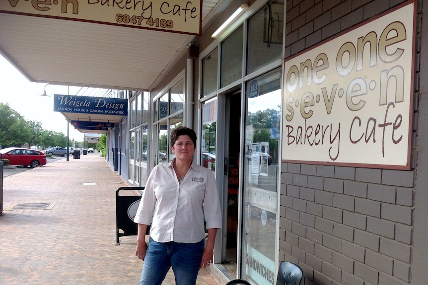 Jocelyn Oriel outside her bakery in Warren NSW