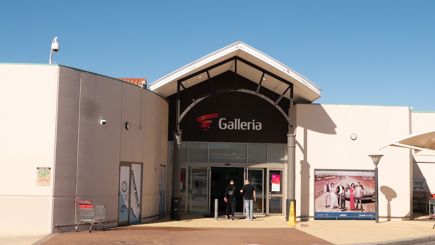 Morley Galleria shopping centre entrance.
