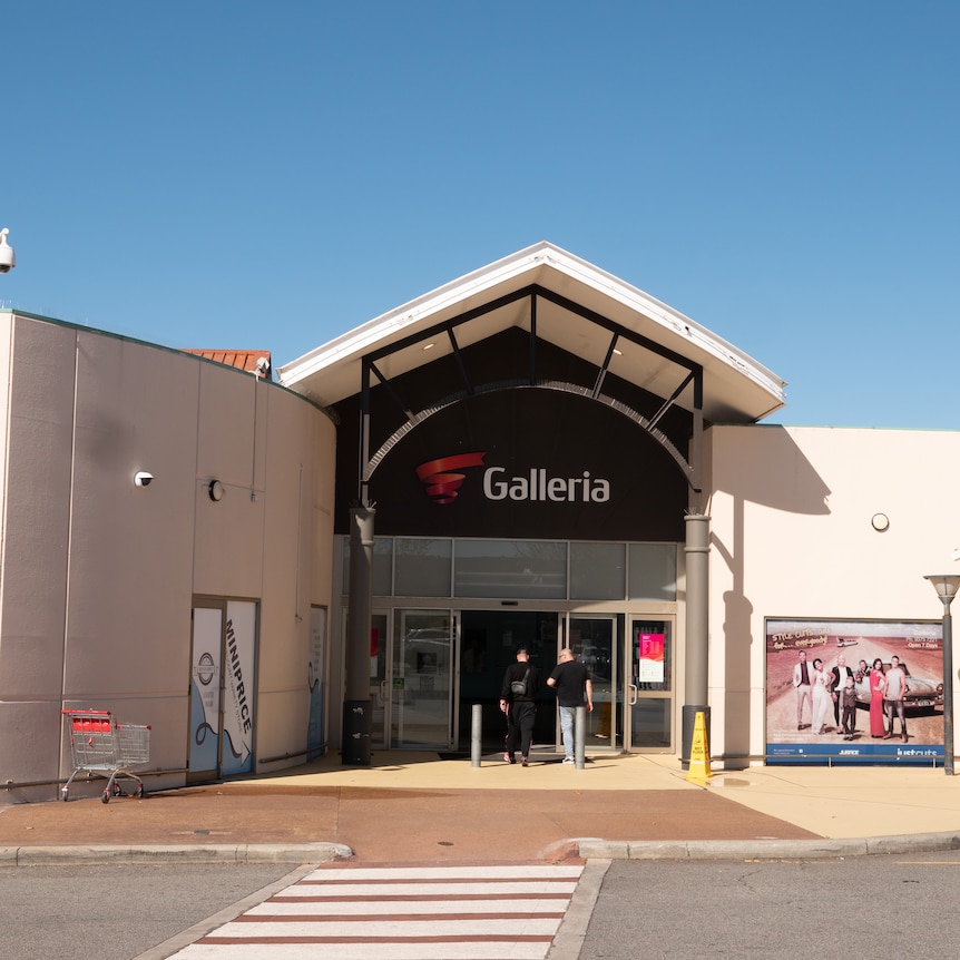 Morley Galleria shopping centre entrance.