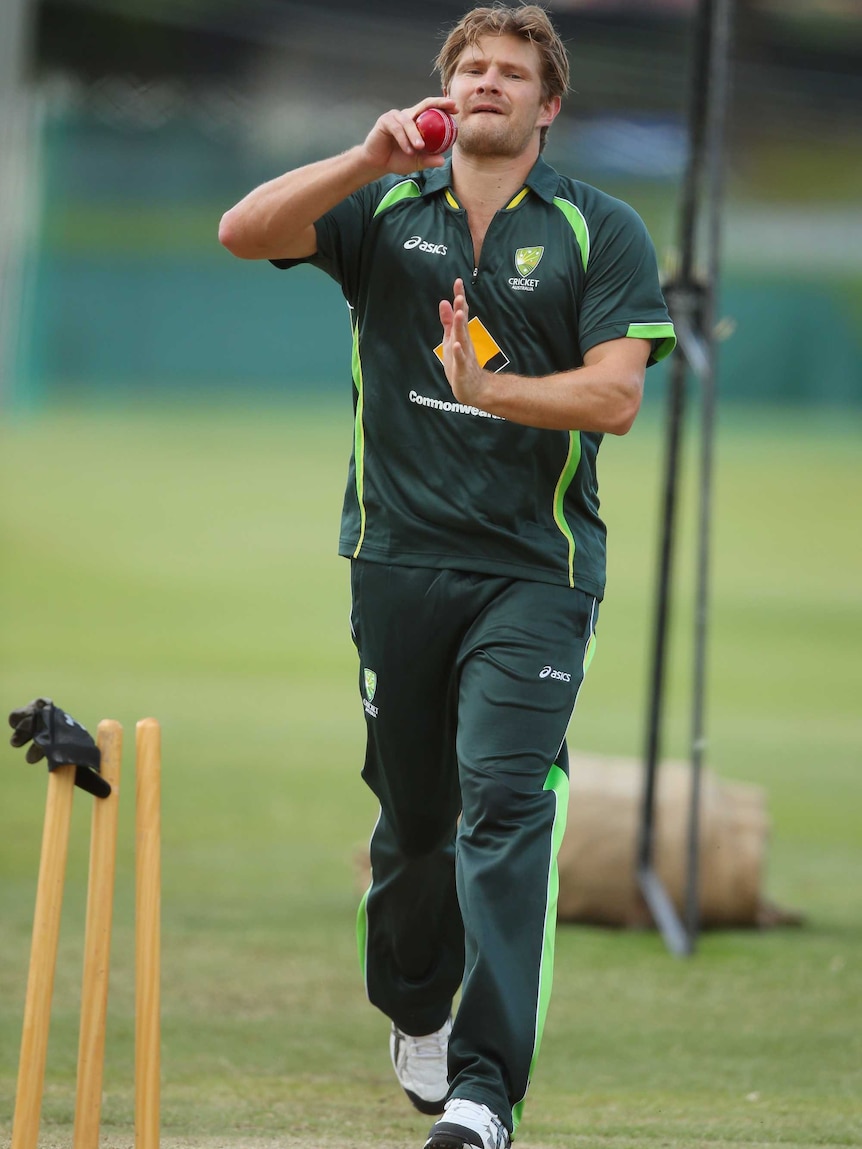 Shane Watson bowls at training ahead of the first Ashes Test