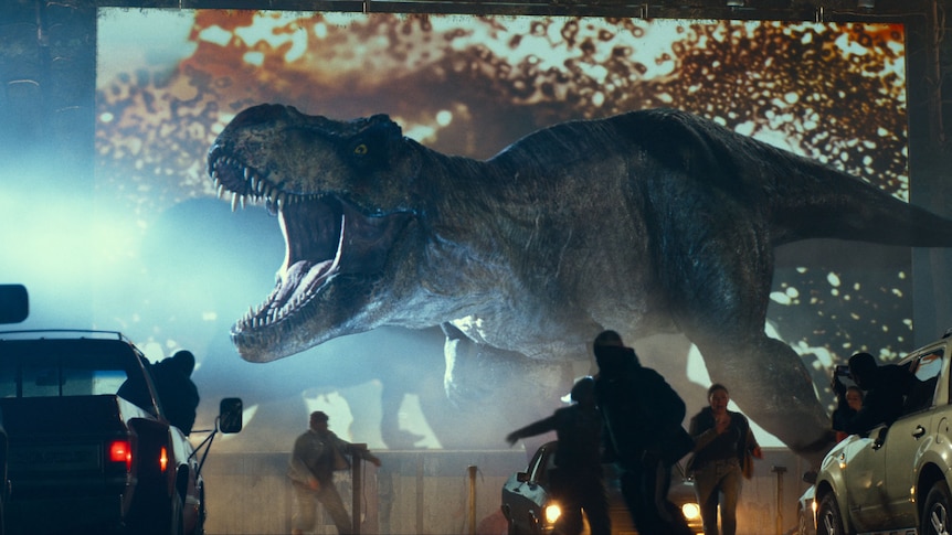 Jurassic World Dominion pairs a star cast of Chris Pratt, Sam Neill and Laura  Dern with free-roaming dinosaurs to disappointing effect - ABC News