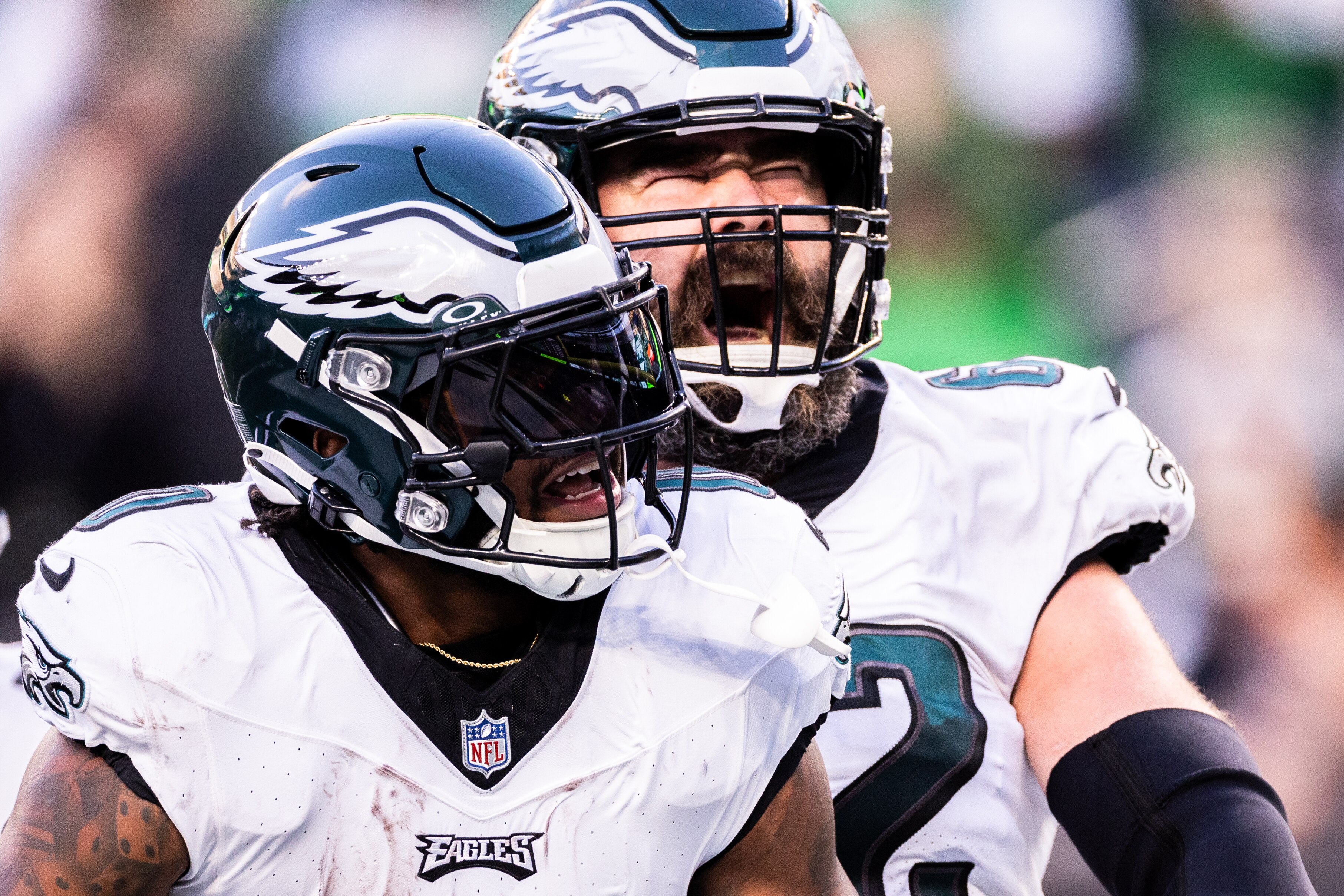 Jason Kelce and D'Andre Swift scream