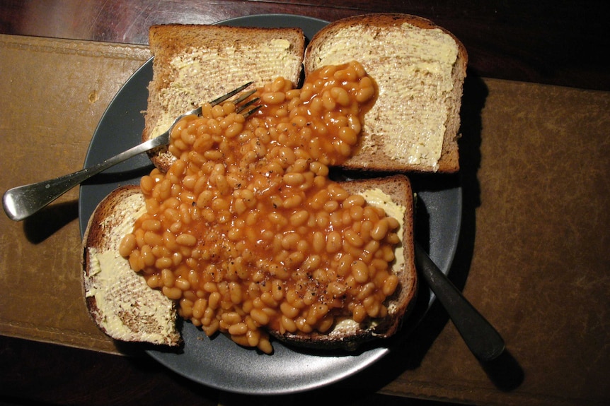 Baked beans on toast