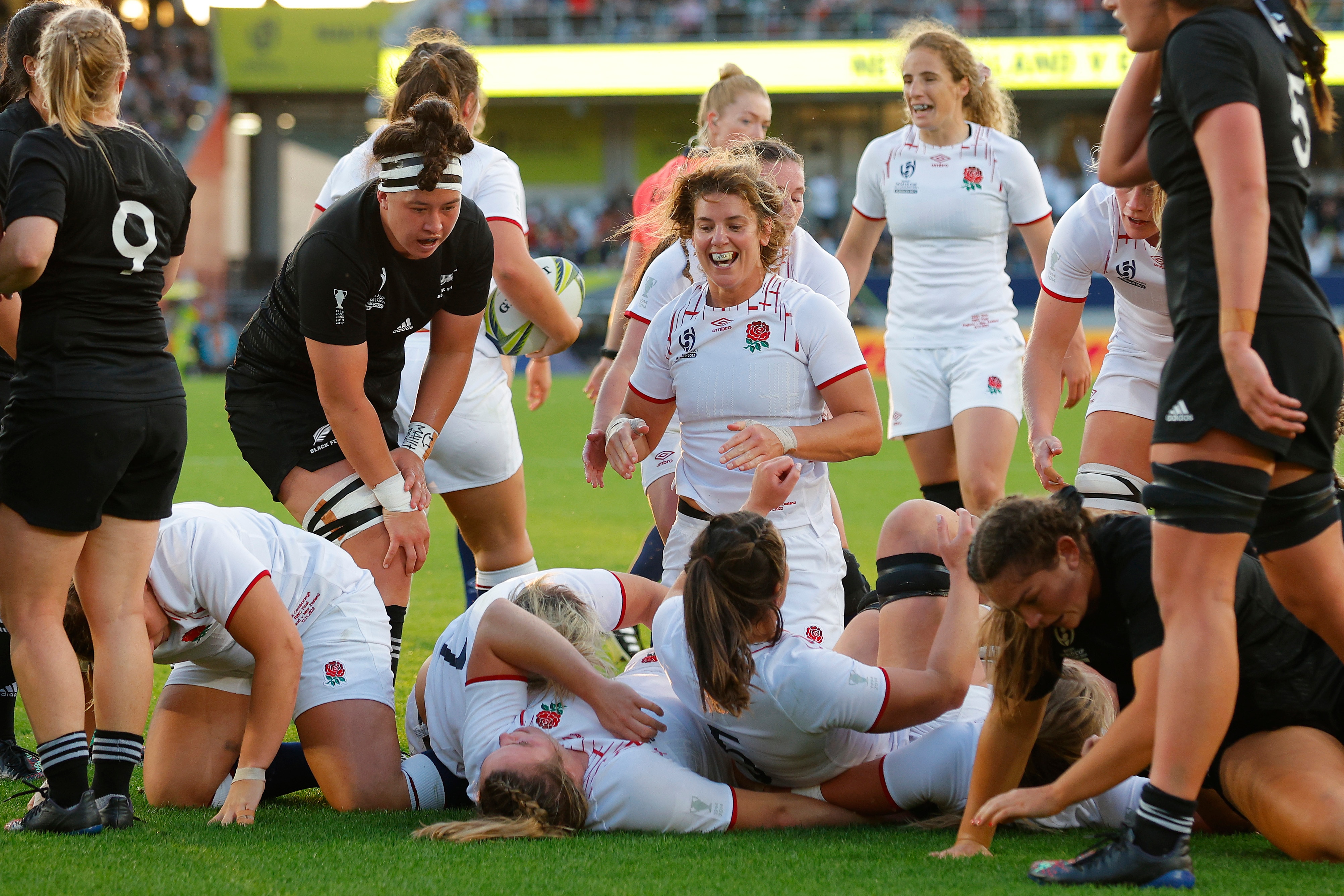 New Zealand Win Women's Rugby World Cup In Thrilling Match Against ...