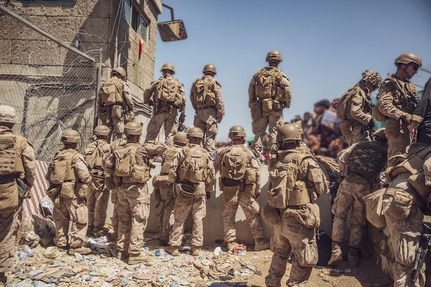 US military at airport