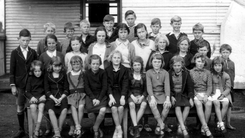 Class photo from 1934
