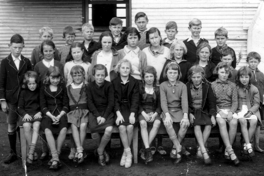 Class photo from 1934