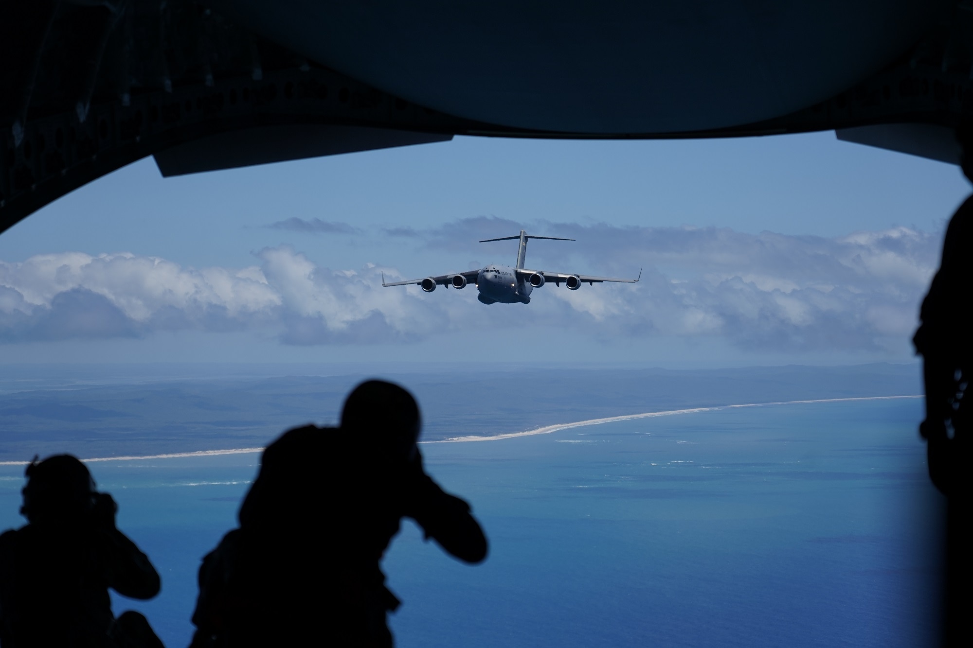 Globemasters in close formation