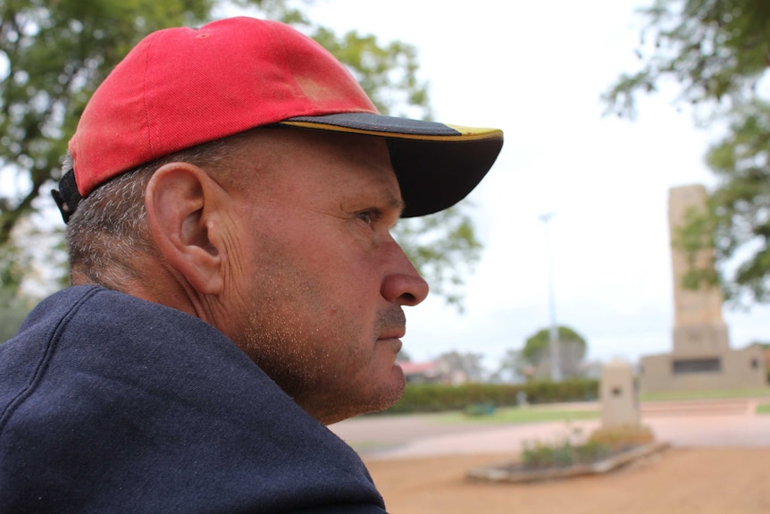 Dubbo resident Troy Parmount sitting on park bench