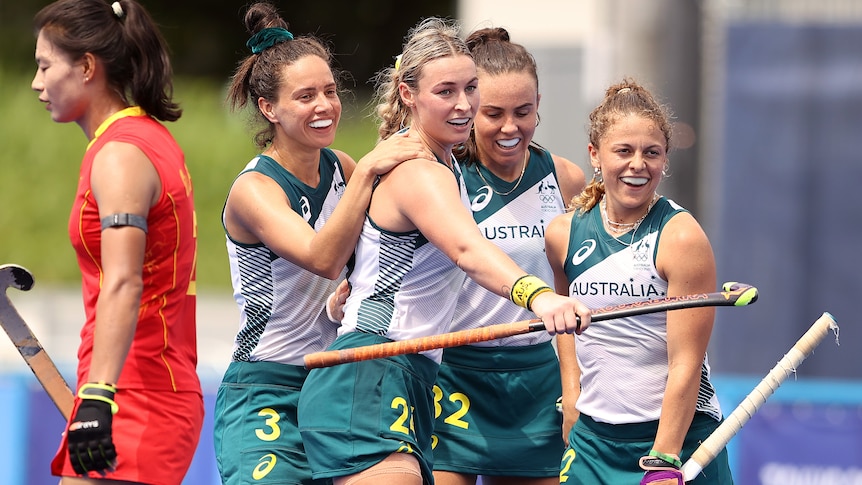 Hockeyroos’ unbeaten run continues, Ariarne Titmus claims gold over rival