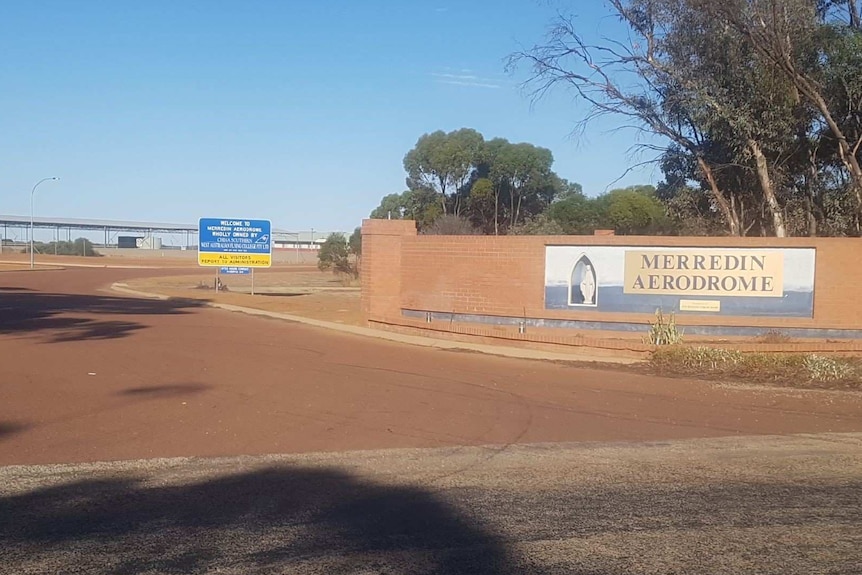 A picture of signage outside the Merredin Aerodrome.