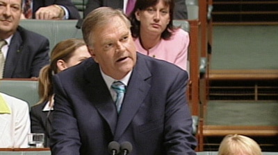 Kim Beazley wants tax cuts doubled for low and middle income earners. (File photo)