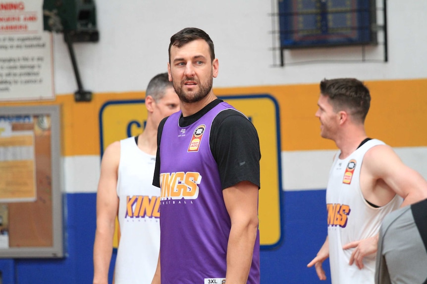 Andrew Bogut practising basketball with the Sydney Kings